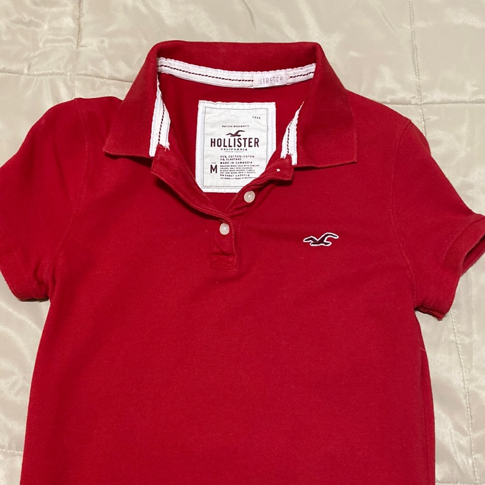 Hollister shirt size medium